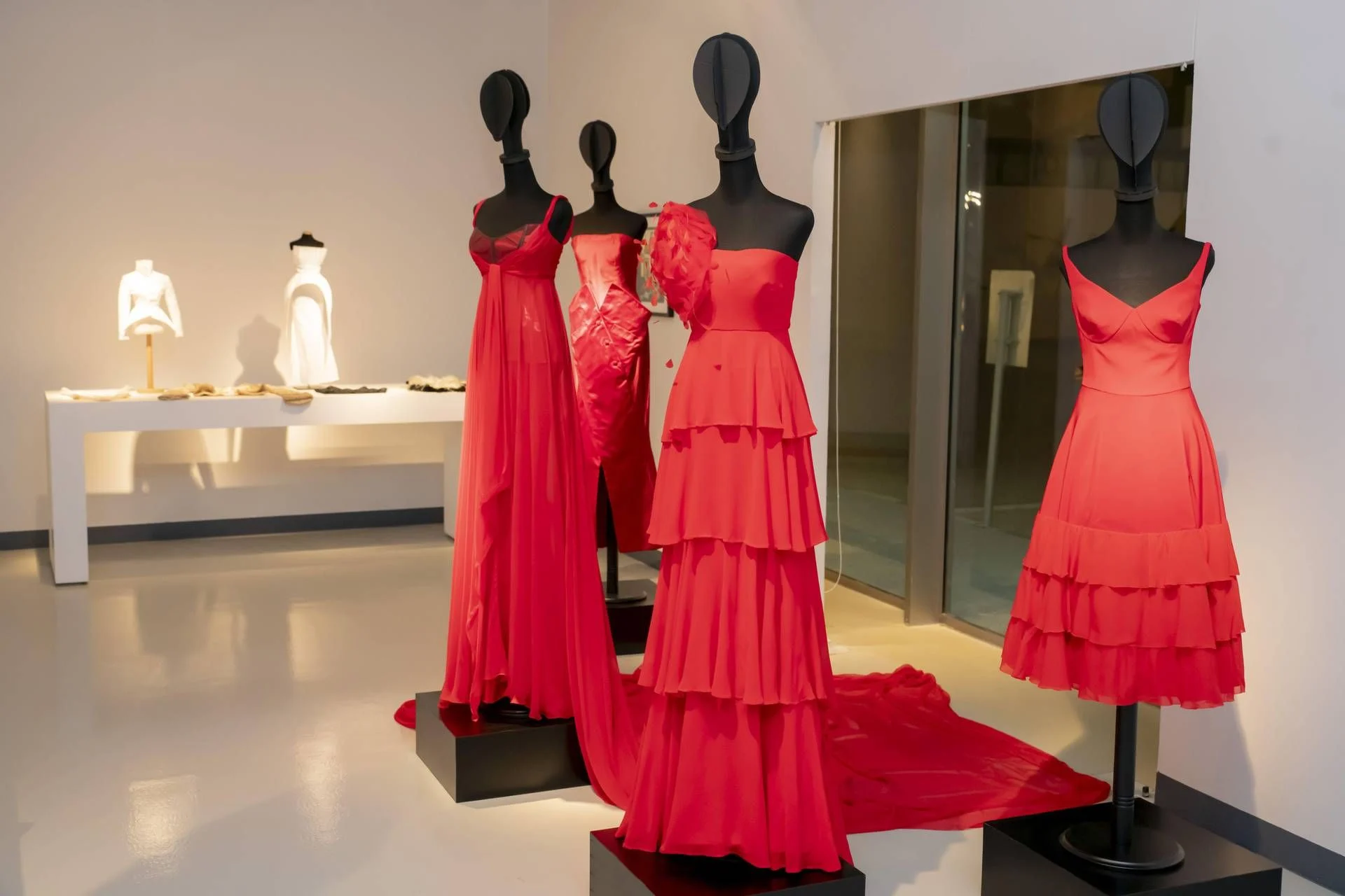 New York celebra o encontro entre moda e cinema com 'Fashion Frames' no IIC