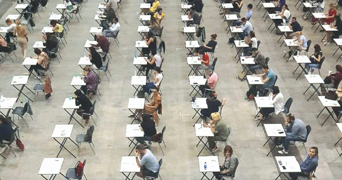 Concurso de Guias Turísticas e o Debate sobre Mérito e Qualificação